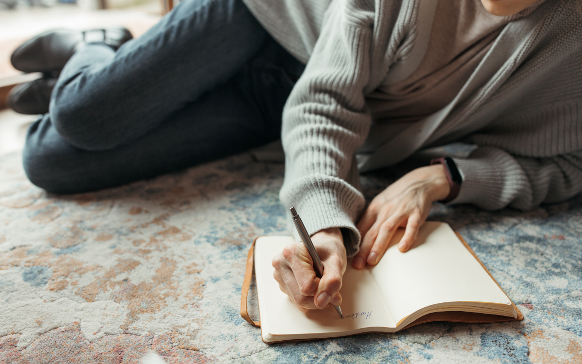How to Start a Travel Journal: Tips, Prompts & Creative Ideas How to Start a Travel Journal: Tips, Prompts & Creative Ideas